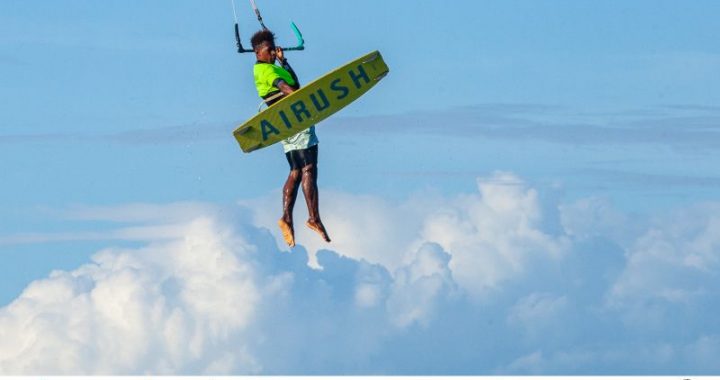 Festival du kitesurf à Madagascar 26, 27 𝒆𝒕 28 𝒎𝒂𝒊 2022 à 𝒍𝒂 𝒃𝒂𝒊𝒆 𝒅𝒆 𝑺𝒂𝒌𝒂𝒍𝒂𝒗𝒂 𝑨𝒏𝒕𝒔𝒊𝒓𝒂𝒏𝒂𝒏𝒂